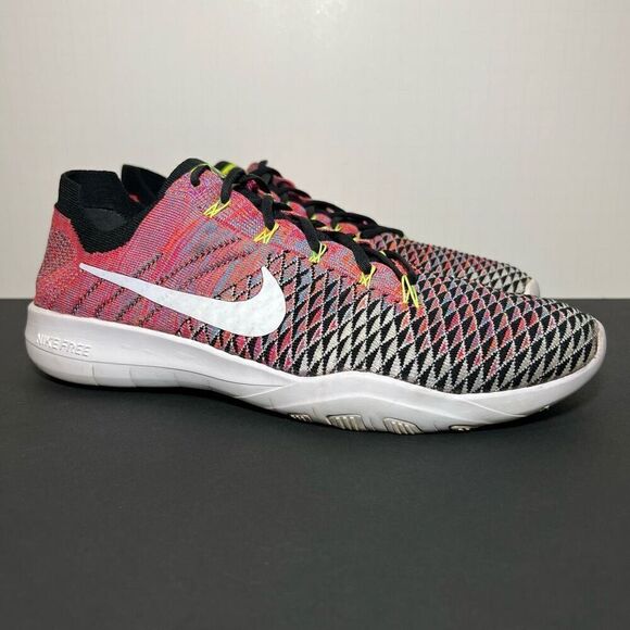 Womens NIKE Free TR Flyknit 2 Pink Athletic Shoes / Size 11 - Picture 1 of 9